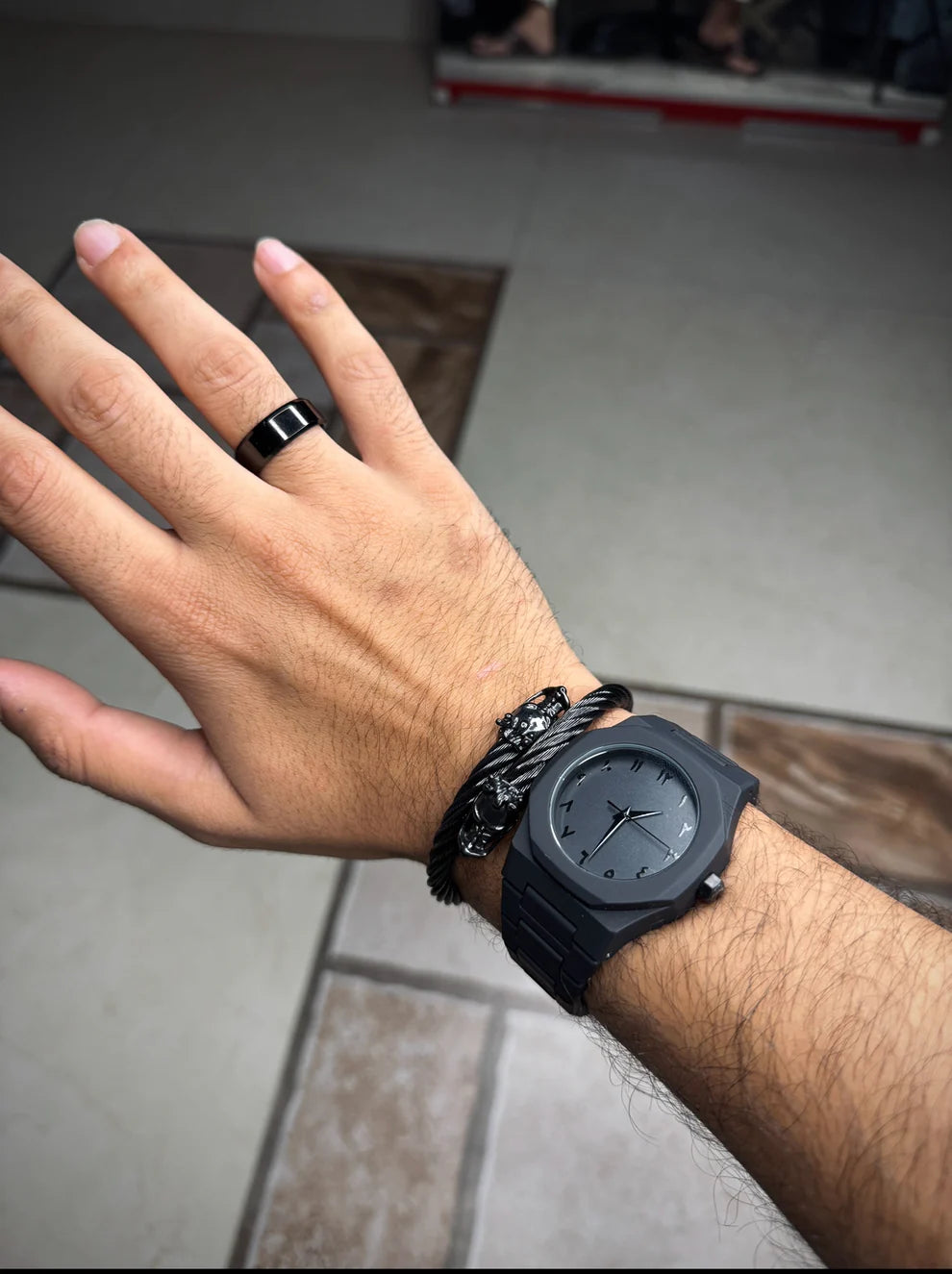 Arabic Aura Watch – The Ultimate Black Aesthetic Timepiece